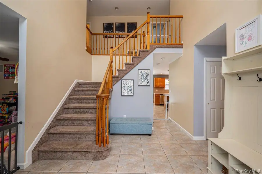 47 Cobblestone Drive, Shoreham, NY 11786 - #2