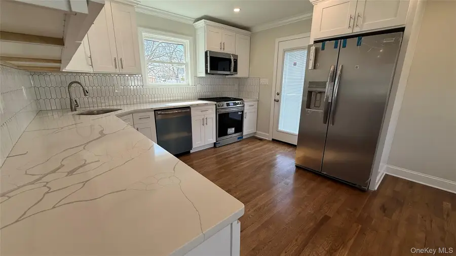 211 4th Avenue, West Babylon, NY 11704 - #3