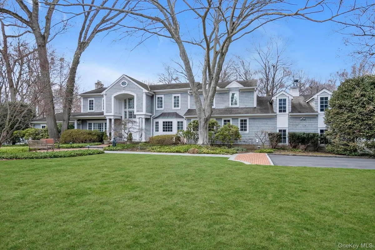 32 Old House Lane, Port Washington, NY 11050 - #1