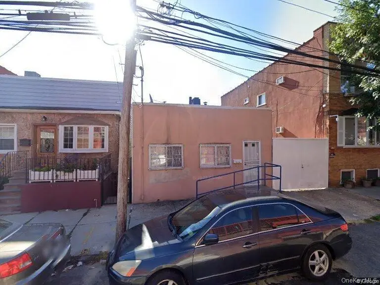 33-73 10th Street, Astoria, NY 11106 - #1