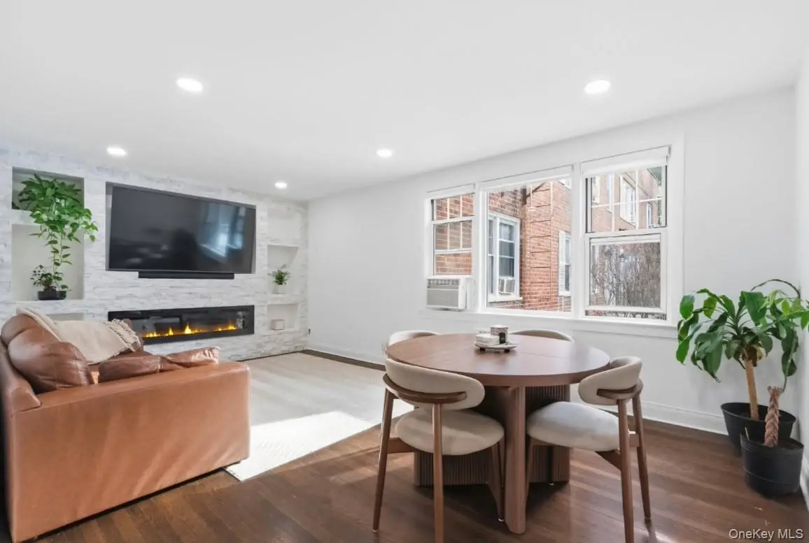 14 Soundview Avenue #31, White Plains, NY 10606 - #1