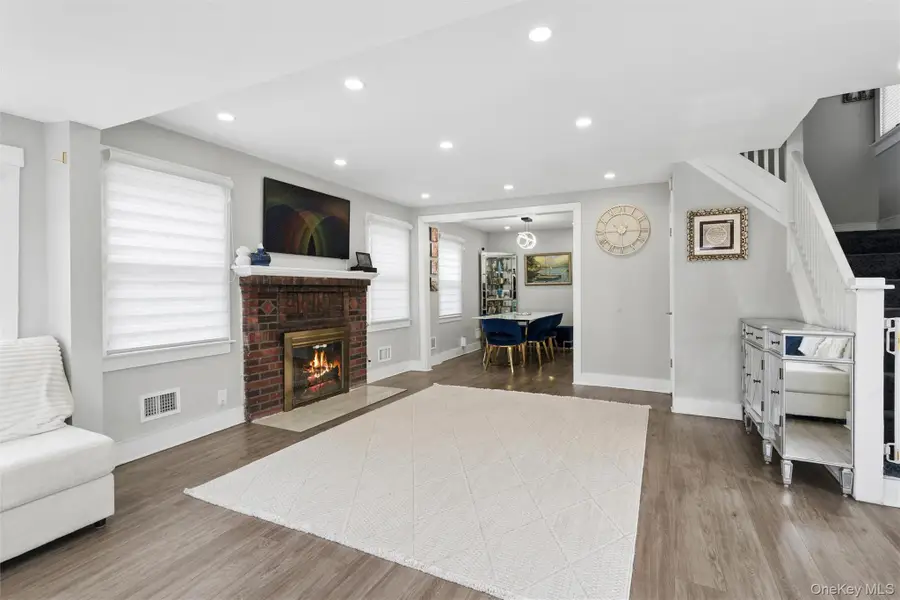 167 Beach 3rd Street, Far Rockaway, NY 11691 - #3