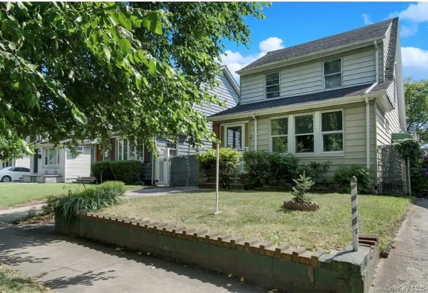 8946 215th Place, Queens Village, NY 11427 - #2