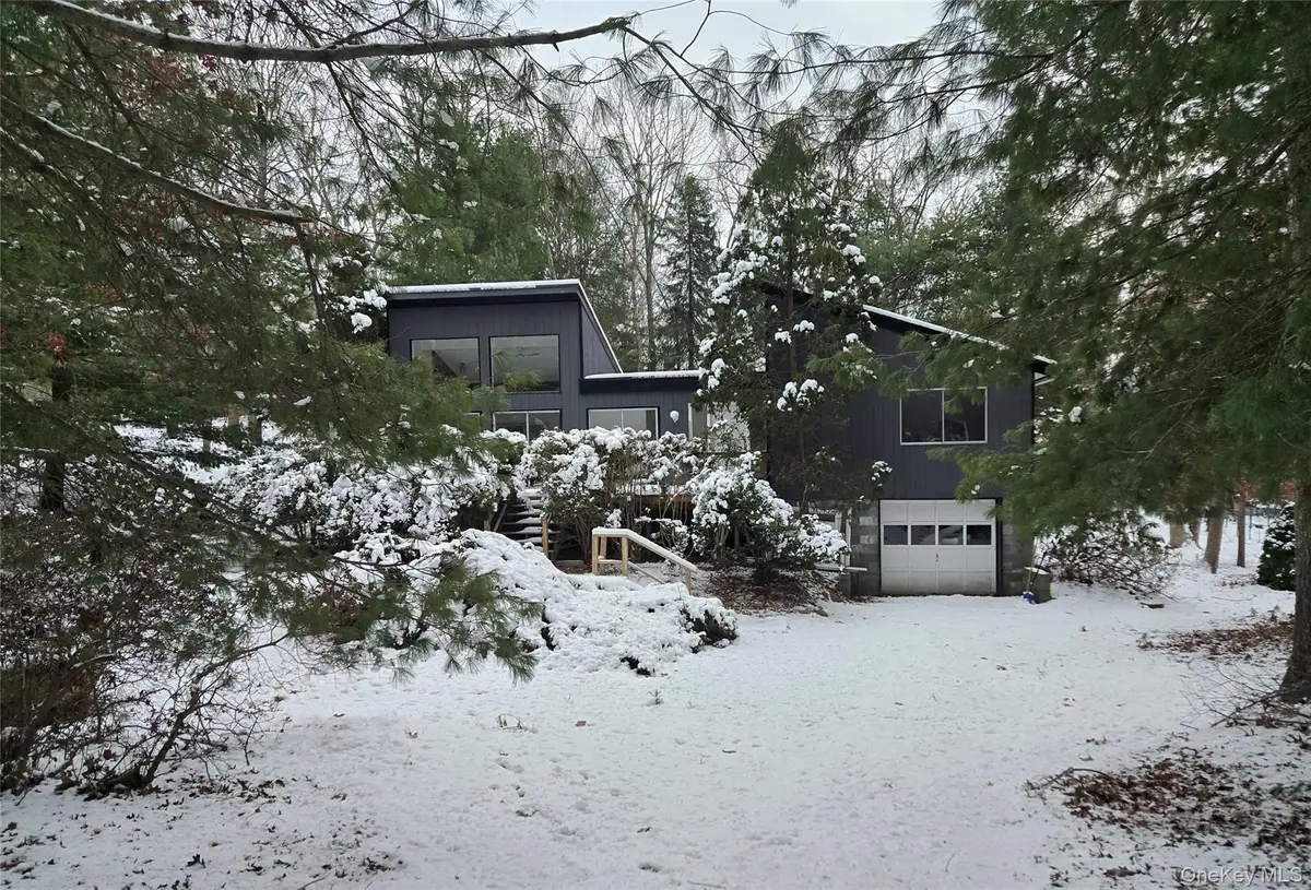 5 Cattalo Circle, East Hampton, NY 11937 - #1