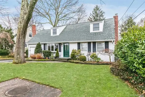 20 Marlboro Drive, South Huntington, NY 11743