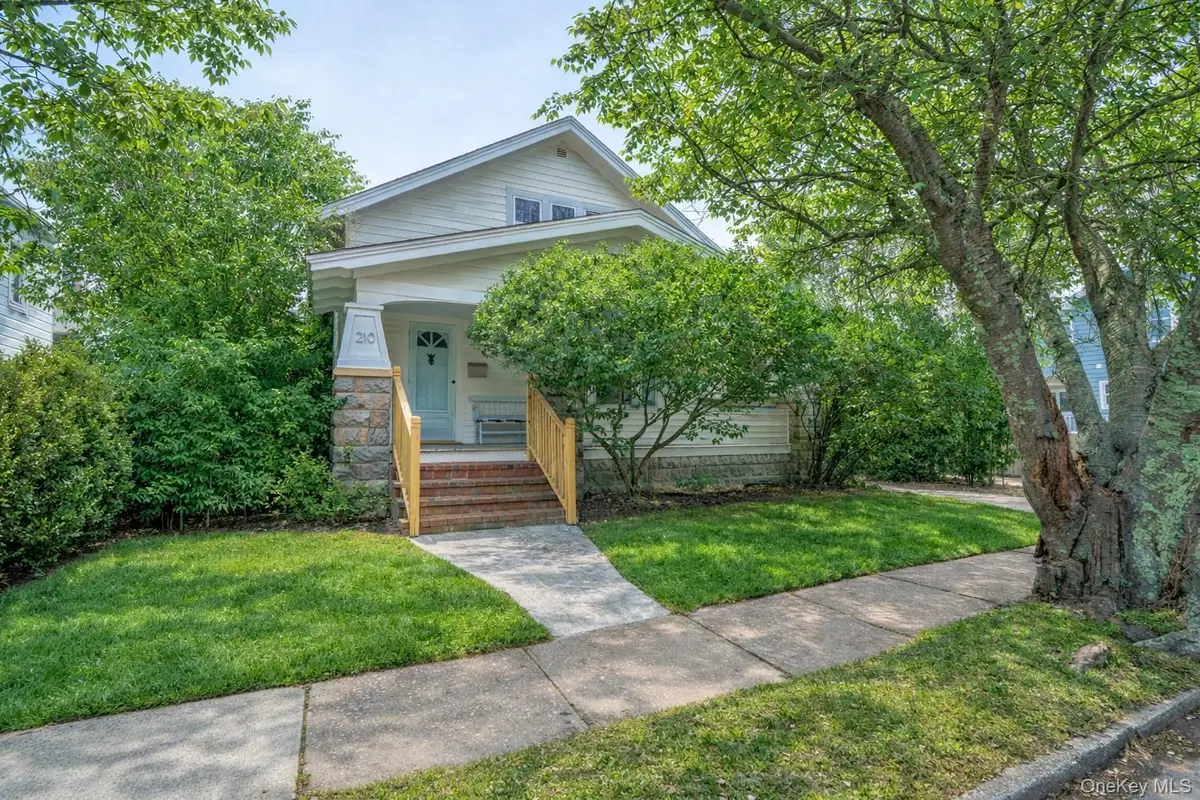 210 5th Street, Greenport, NY 11944 - #1