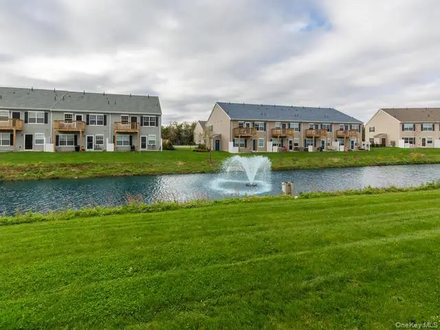 11 Hunter Drive, Central Islip, NY 11722 - #3