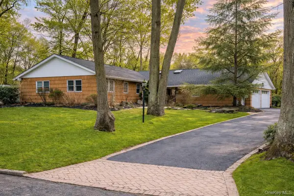 38 Arista Drive, Dix Hills, NY 11746