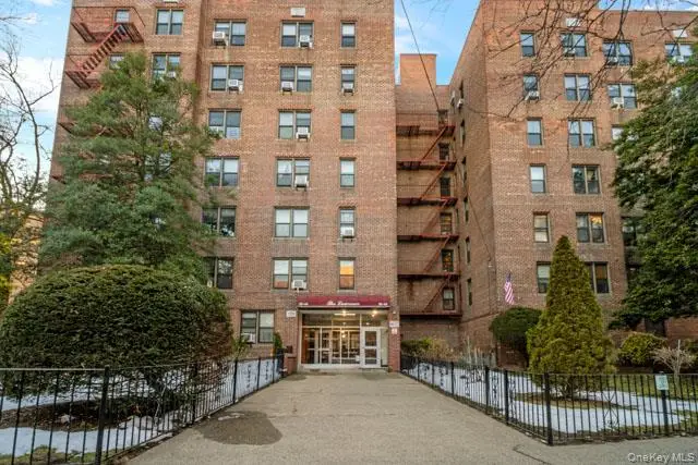 33-44 Junction Blvd #5V, Jackson Heights, NY 11372 - #2