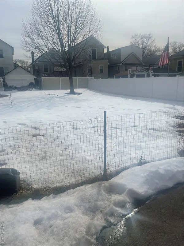 102-32 Rau Court, Howard Beach, NY 11414