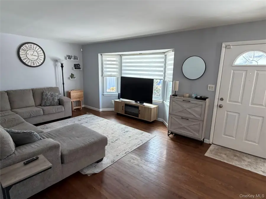 57 Pebble Lane, Deer Park, NY 11729 - #2