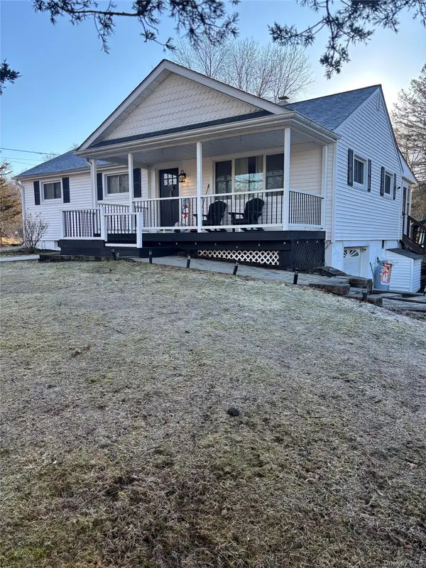 282 Stone School House Road, Bloomingburg, NY 12721