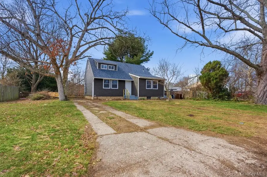 45 Meadowbrook Drive, Brentwood, NY 11717 - #3