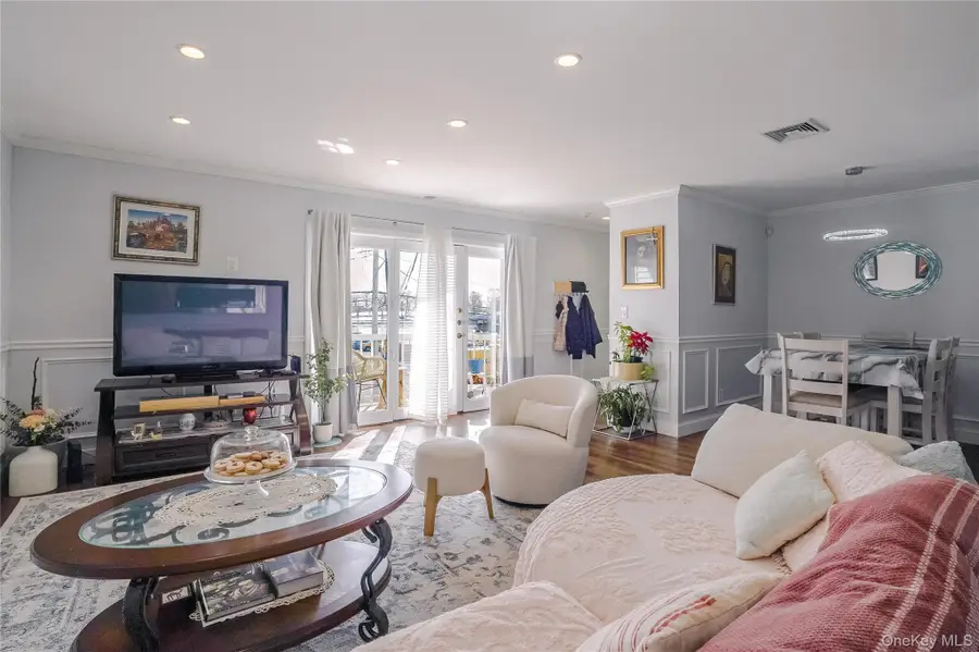 37 Harbor Lane, New Rochelle, NY 10805 - #3