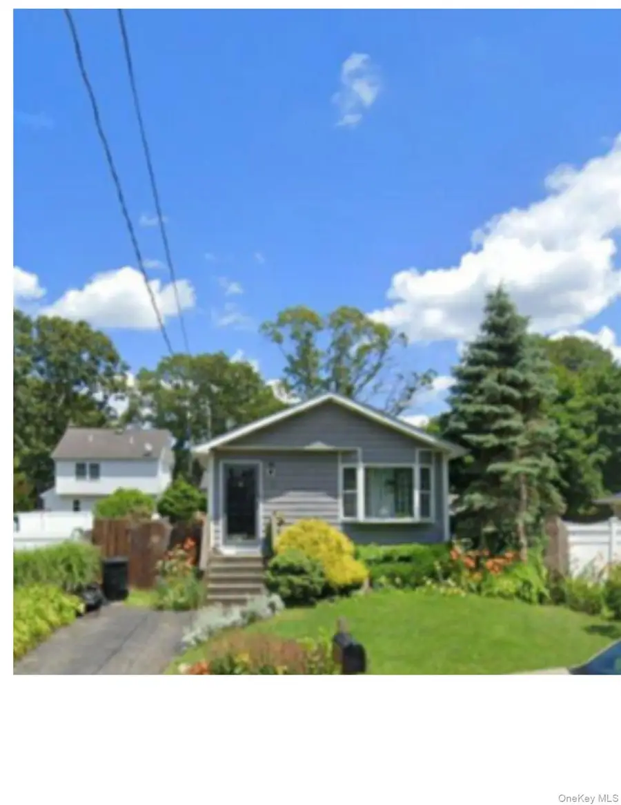 11 Olive Street, Lake Grove, NY 11755 - #2