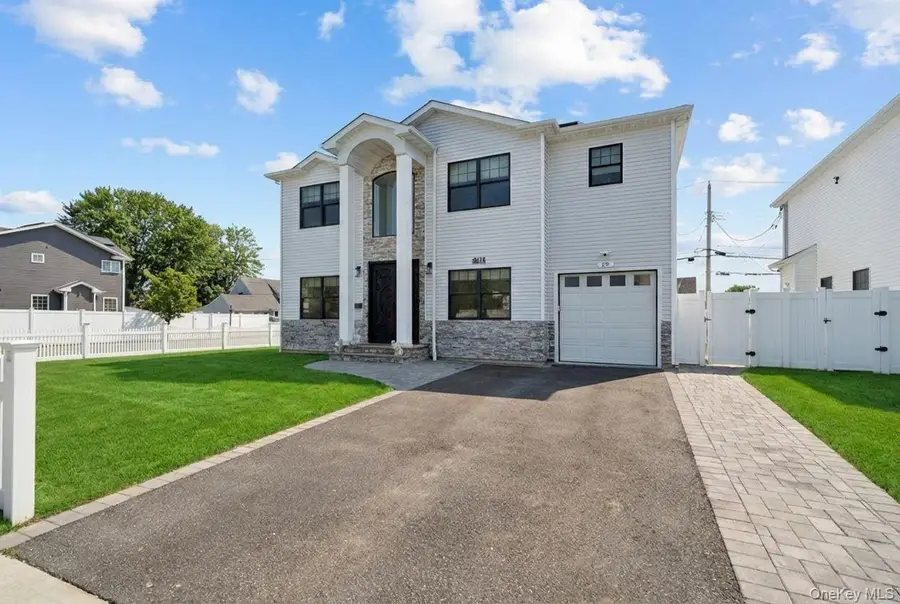 79 Cherry Lane, Hicksville, NY 11801 - #2