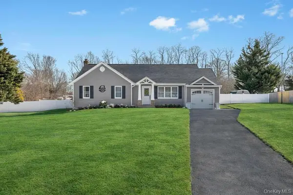 40 Great Rock Drive, Wading River, NY 11792