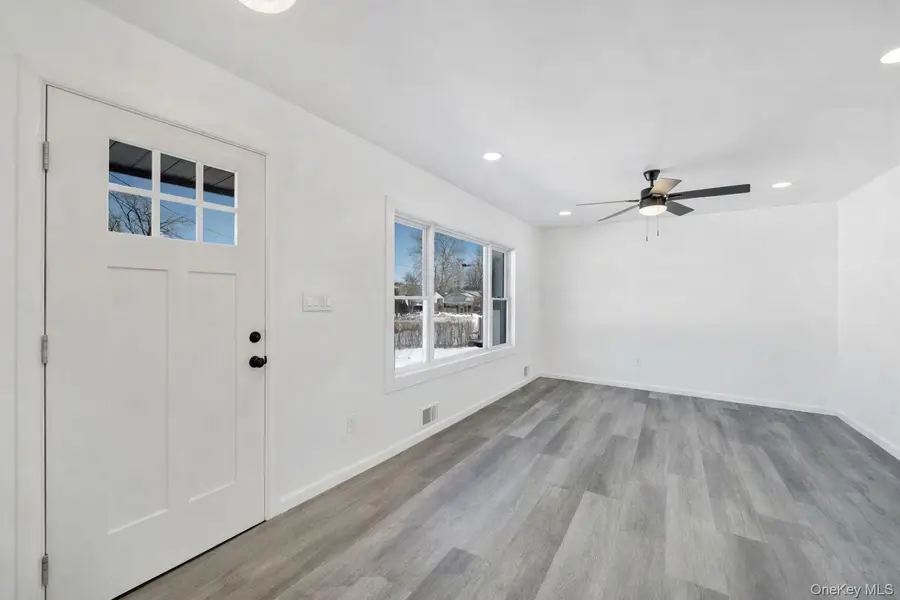 14 Morton Street, Brentwood, NY 11717 - #2