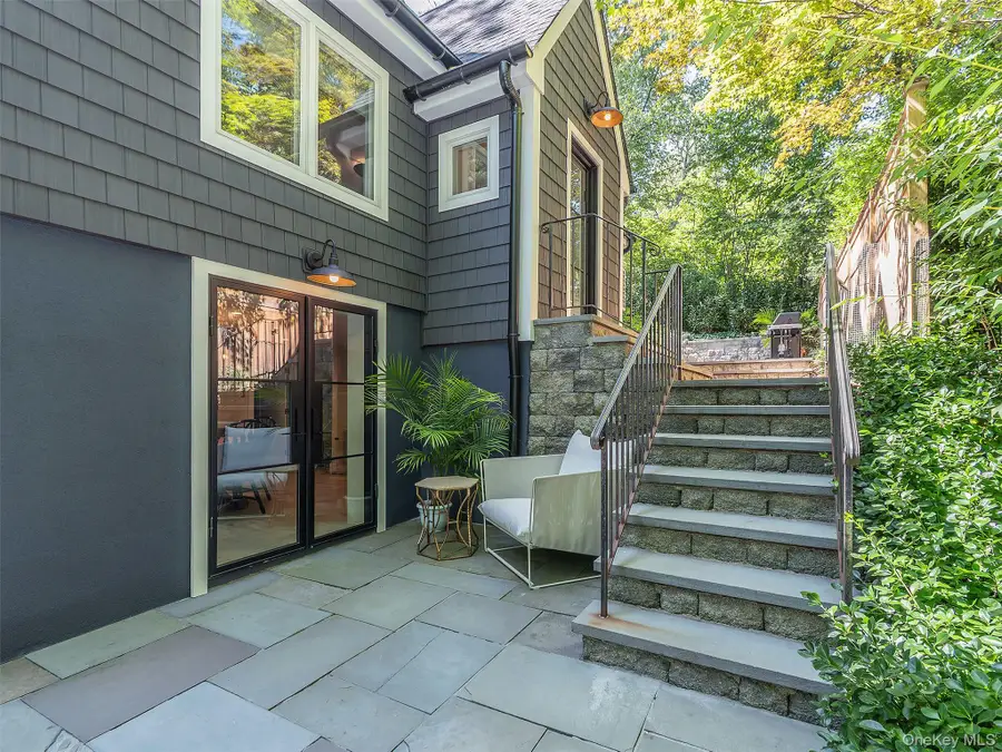 12 Winding Way, Sea Cliff, NY 11579 - #2