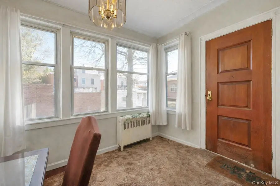 2335 Yates Avenue, Bronx, NY 10469 - #2