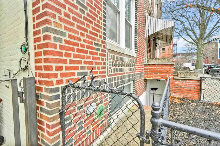 2334 28th Street, Astoria, NY 11105 - #3