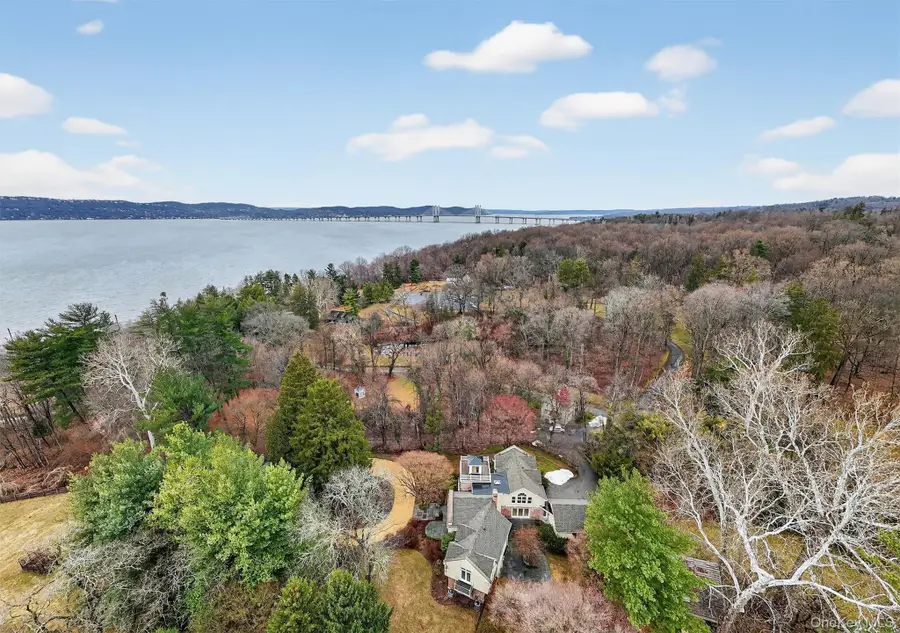 6 W Sunnyside Lane, Irvington, NY 10533 - #2