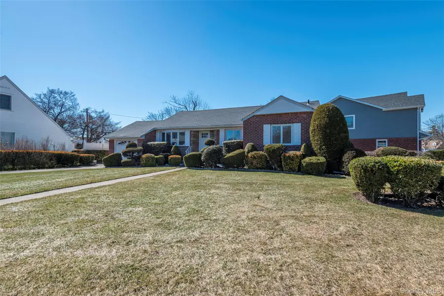 1070 Maple Lane, New Hyde Park, NY 11040 - #3