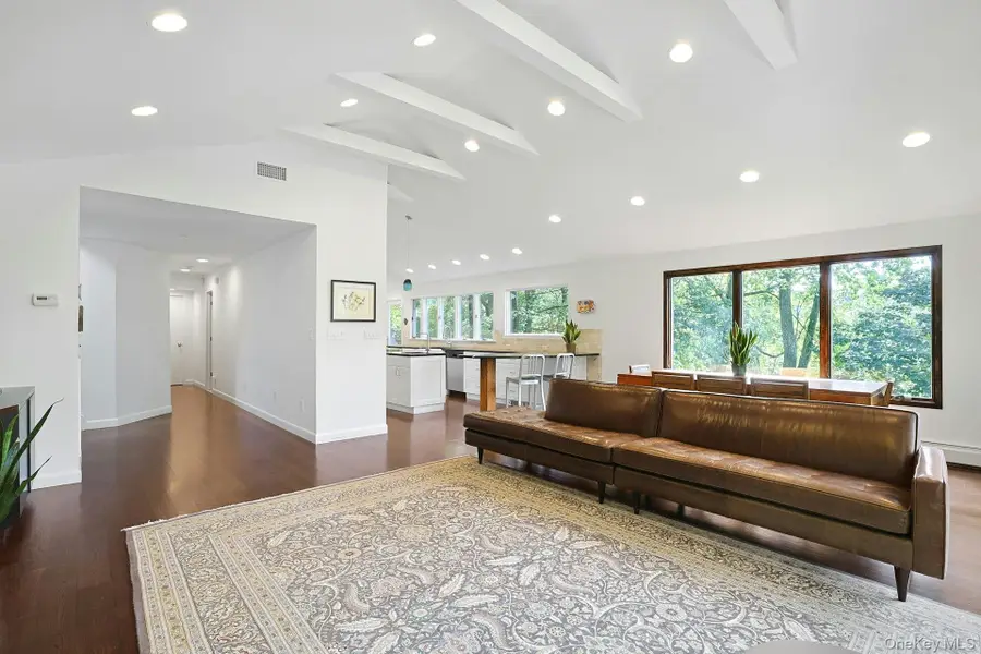 35 Alta Vista Circle, Irvington, NY 10533 - #3