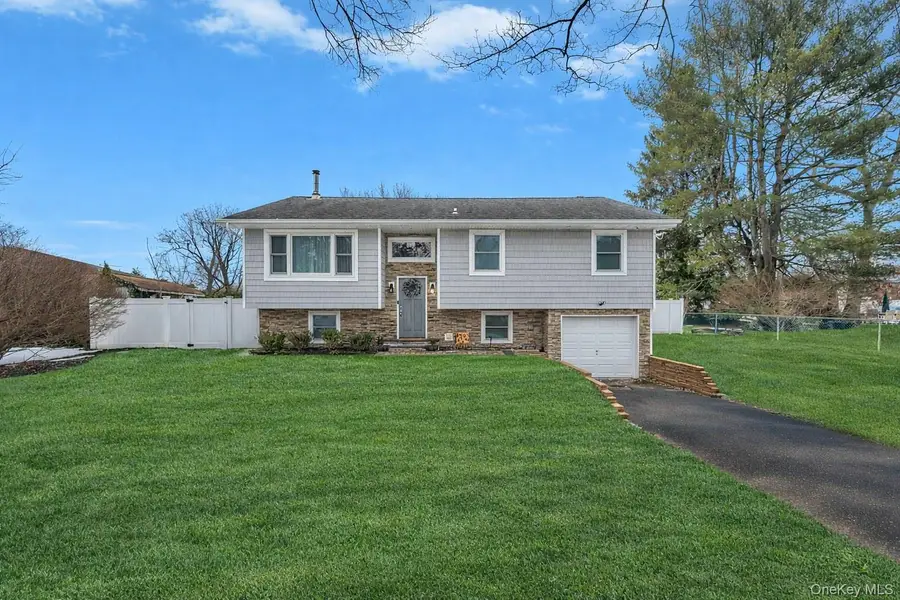 39 Joseph Place, Nesconset, NY 11767 - #2