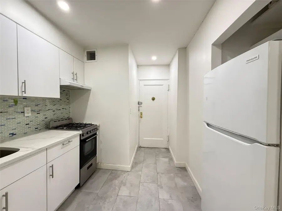 144-35 Sanford Avenue #2C, Flushing, NY 11355 - #3
