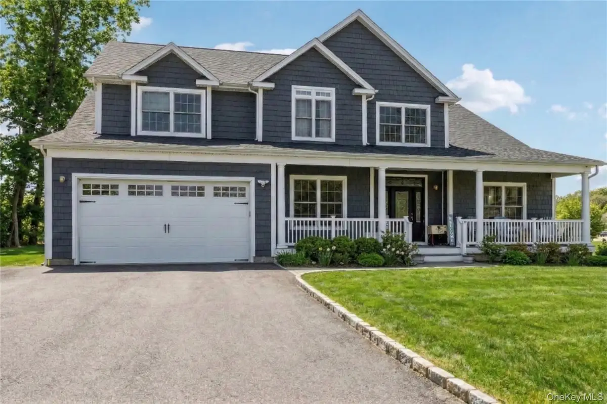 9 Saber Lane, Kings Park, NY 11754 - #1