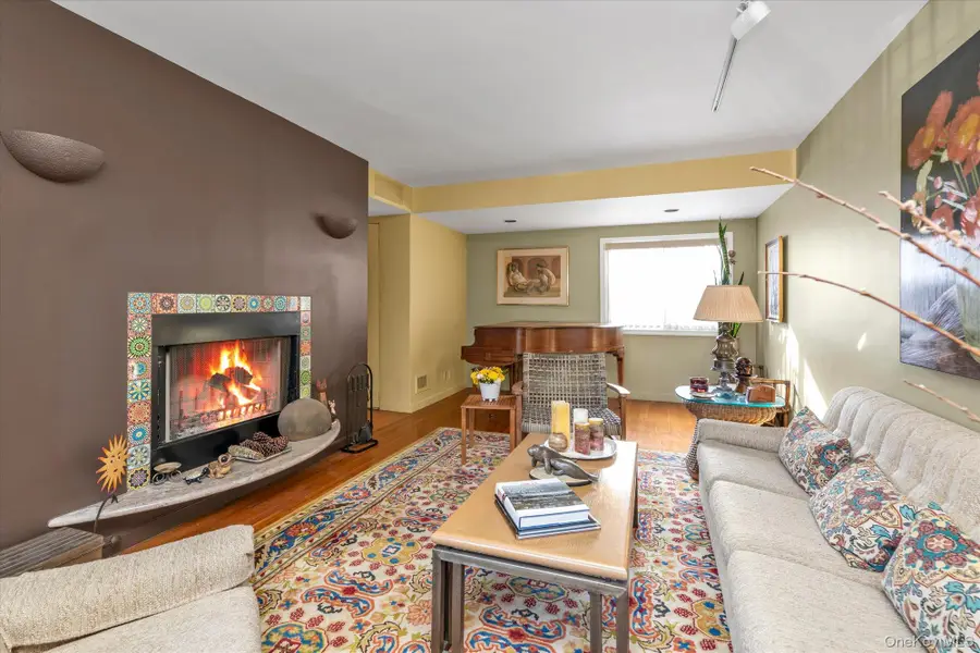 11018 67th Drive, Forest Hills, NY 11375 - #3