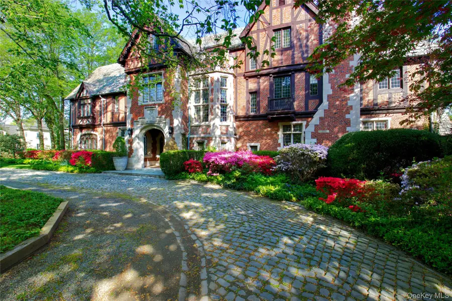 107 Bayview Road, Manhasset, NY 11030 - #3