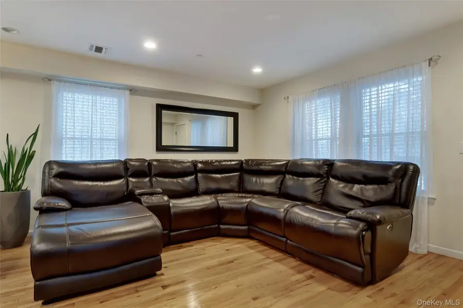 32 Janet Lane, Breezy Point, NY 11697 - #3