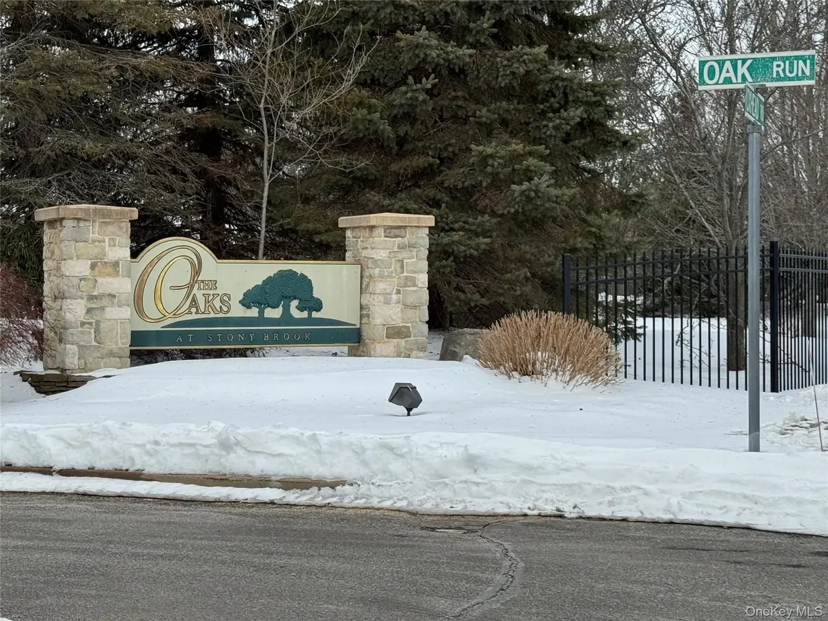 30 Oak Run, Stony Brook, NY 11790 - #1