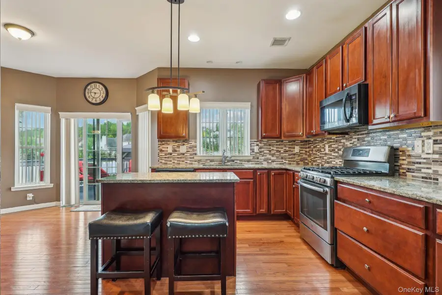 3105 Betsy Ross Ridge, New Windsor, NY 12553 - #3