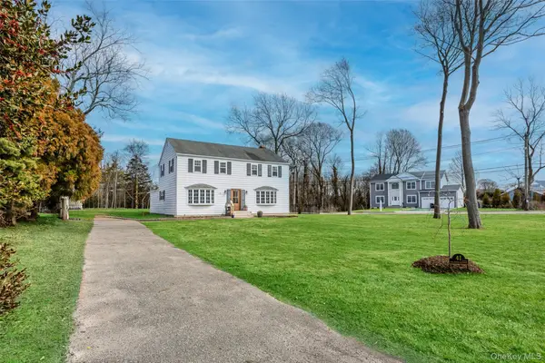 41 Gillette Avenue, Bayport, NY 11705