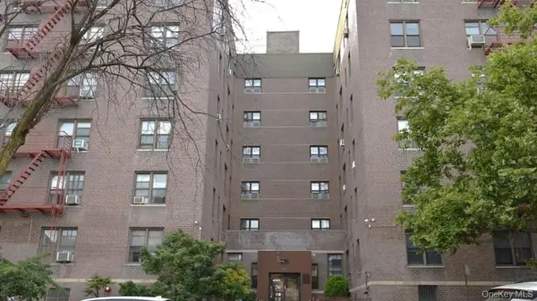 147-37 Roosevelt Avenue #5D, Flushing, NY 11354