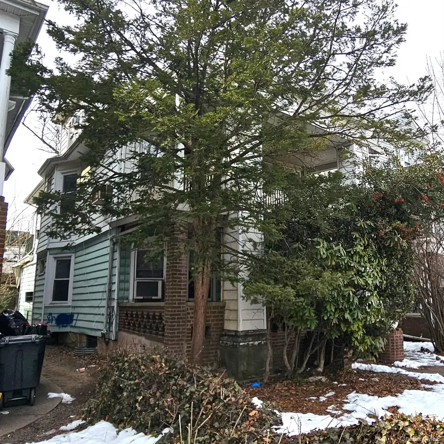 596 E 8th Street, Brooklyn, NY 11218 - #2