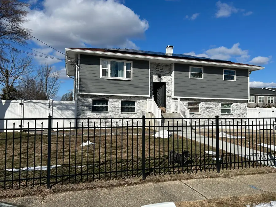 107 Sammis Avenue, Deer Park, NY 11729 - #3