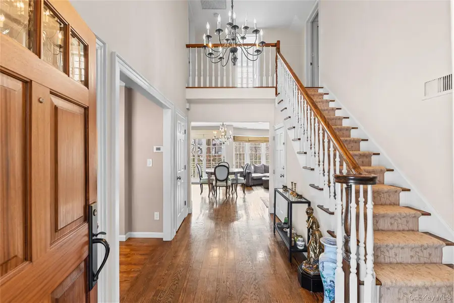 10 Norfolk Road, Great Neck, NY 11020 - #2