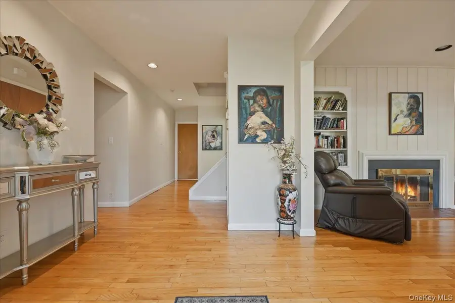 734 Berry Court, West Hempstead, NY 11552 - #2