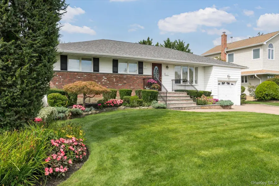 9 Rockaway Place, Massapequa, NY 11758 - #2