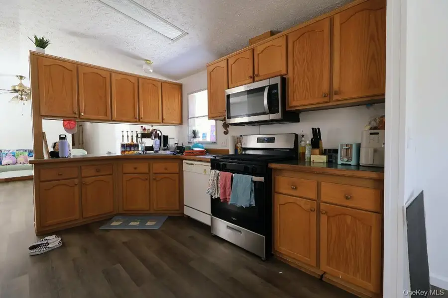 20 Oak St, Wurtsboro, NY 12790 - #2