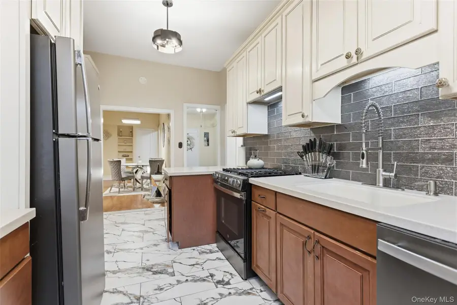 30 Clinton Place #LB, New Rochelle, NY 10801 - #3