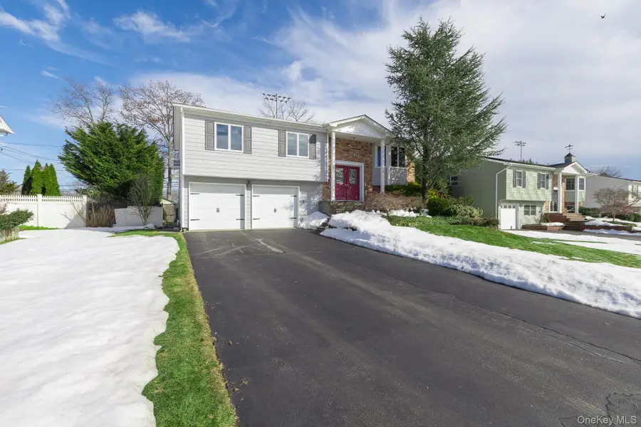 173 Fifty Acre Road S, Smithtown, NY 11787 - #2