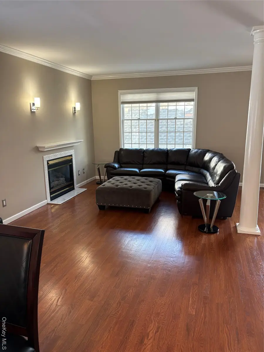 18 Lakeside Drive, Valhalla, NY 10595 - #2