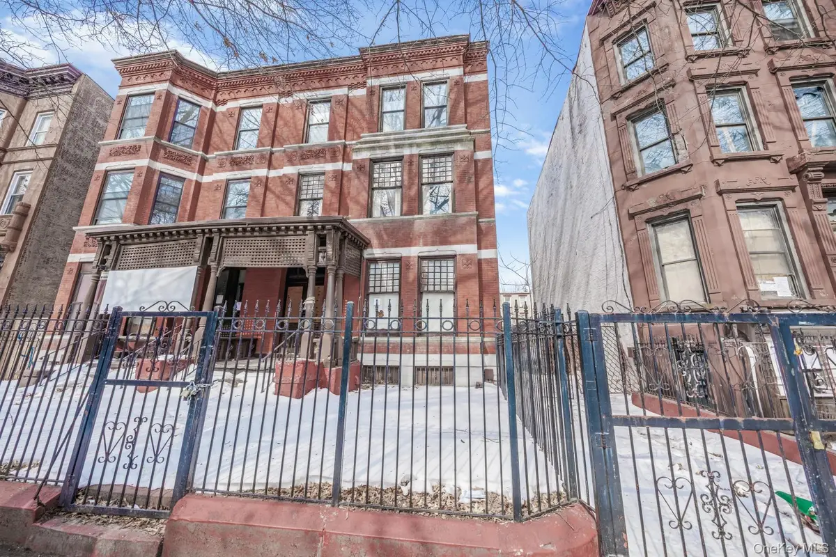 75 Macon Street #HSE, Brooklyn, NY 11216 - #1