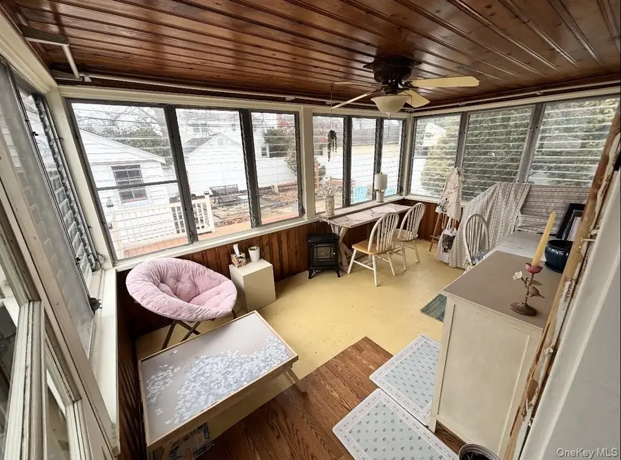 20 Iris Avenue, North Merrick, NY 11566 - #3