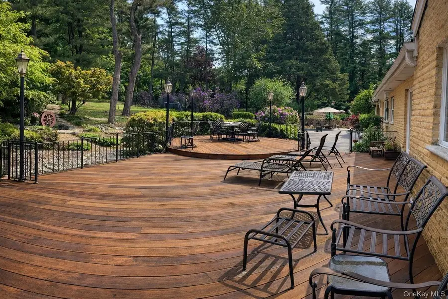 10 Dorchester Drive, Muttontown, NY 11545 - #3